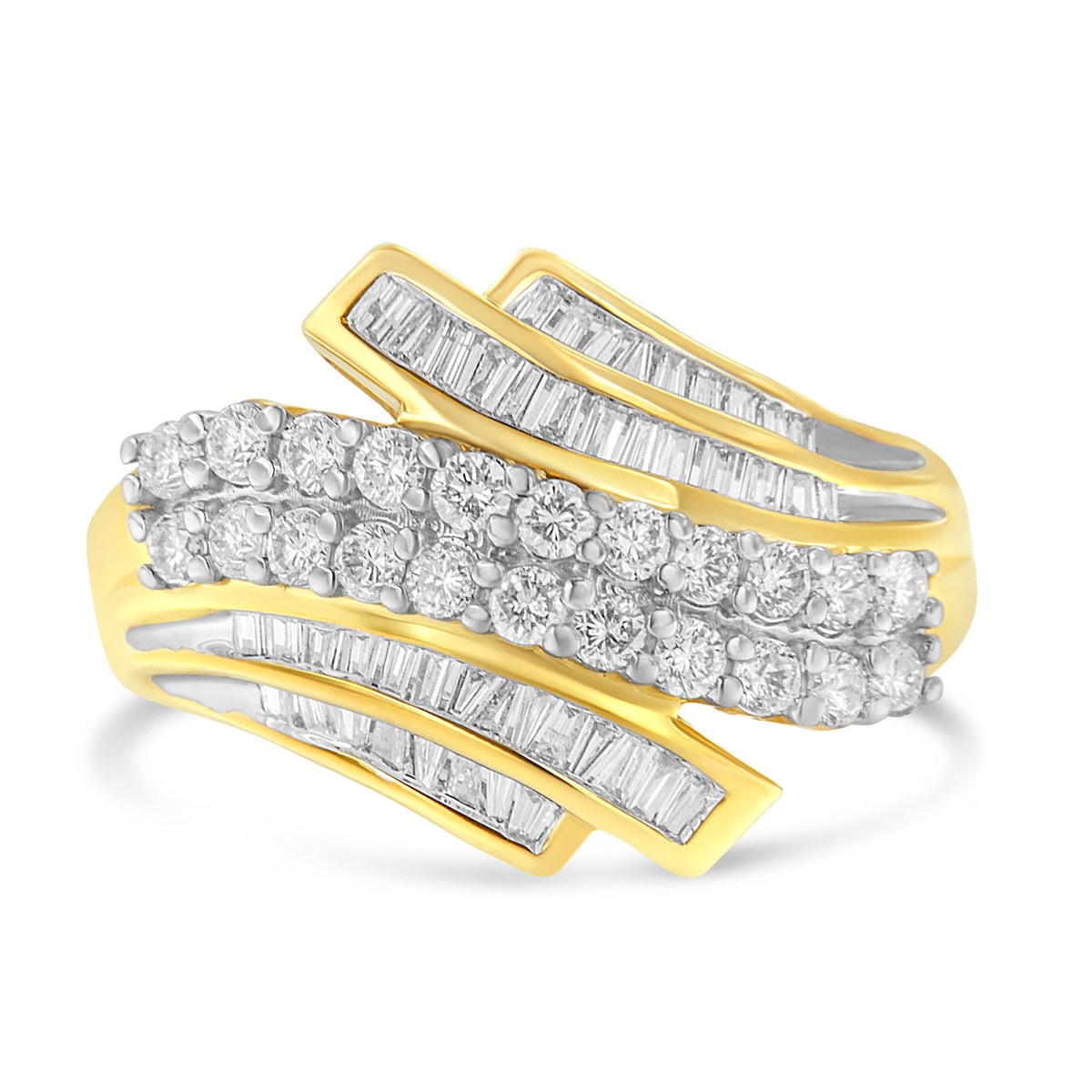 Anillo Moderno de Oro Amarillo de 10K con Diamantes Redondos y Baguette de 1.0 Quilates con 64 Piedras Engastadas en Canal Estilo Bypass (Color H-I, Claridad SI1-SI2) - Talla 6