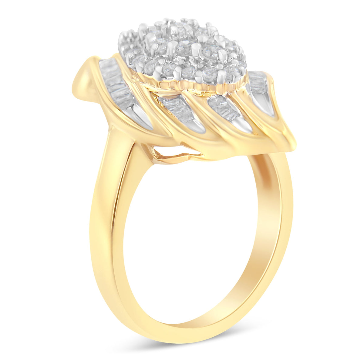 Anillo de cóctel de oro amarillo de 10 qt con diamantes (3/4 ct en total, color I-J, claridad I2-I3) - Talla 8