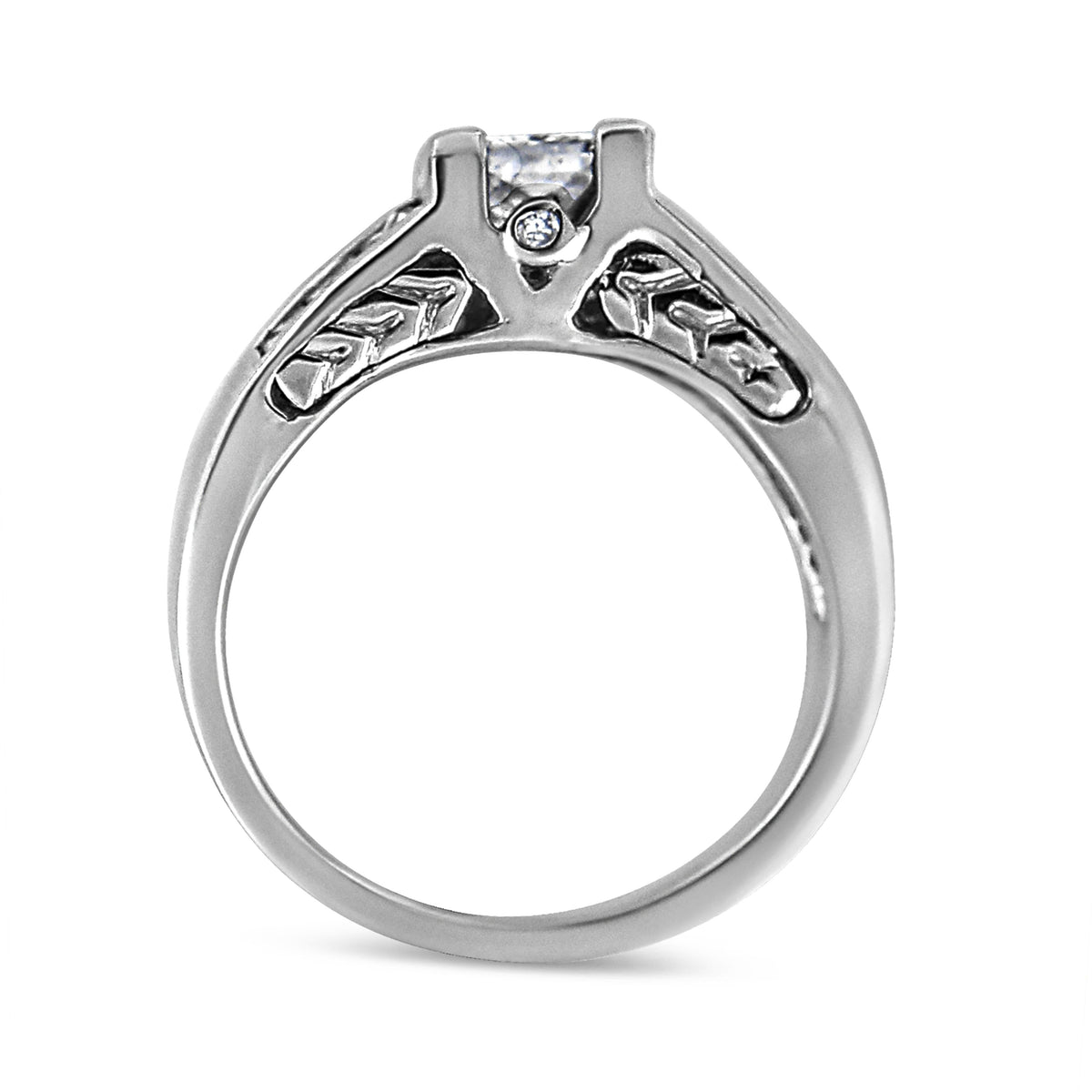 Anillo de compromiso de oro blanco de 14K con diamantes de talla princesa de 1 1/4 Cttw engastados en carril (color H-I, claridad SI1-SI2) - Talla 7
