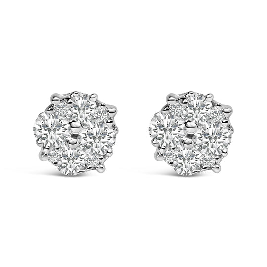 Photo of {{ product.title | truncate: 80, '' | escape }}