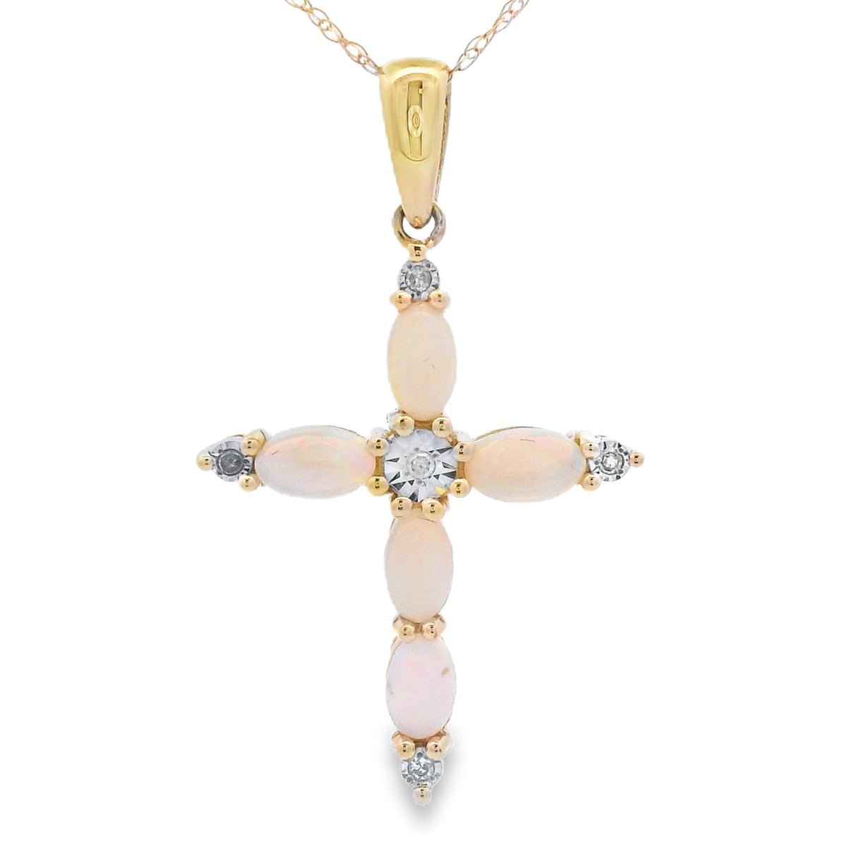 Colgante de cruz religiosa con diamantes de ópalo en oro amarillo de 10 quilates