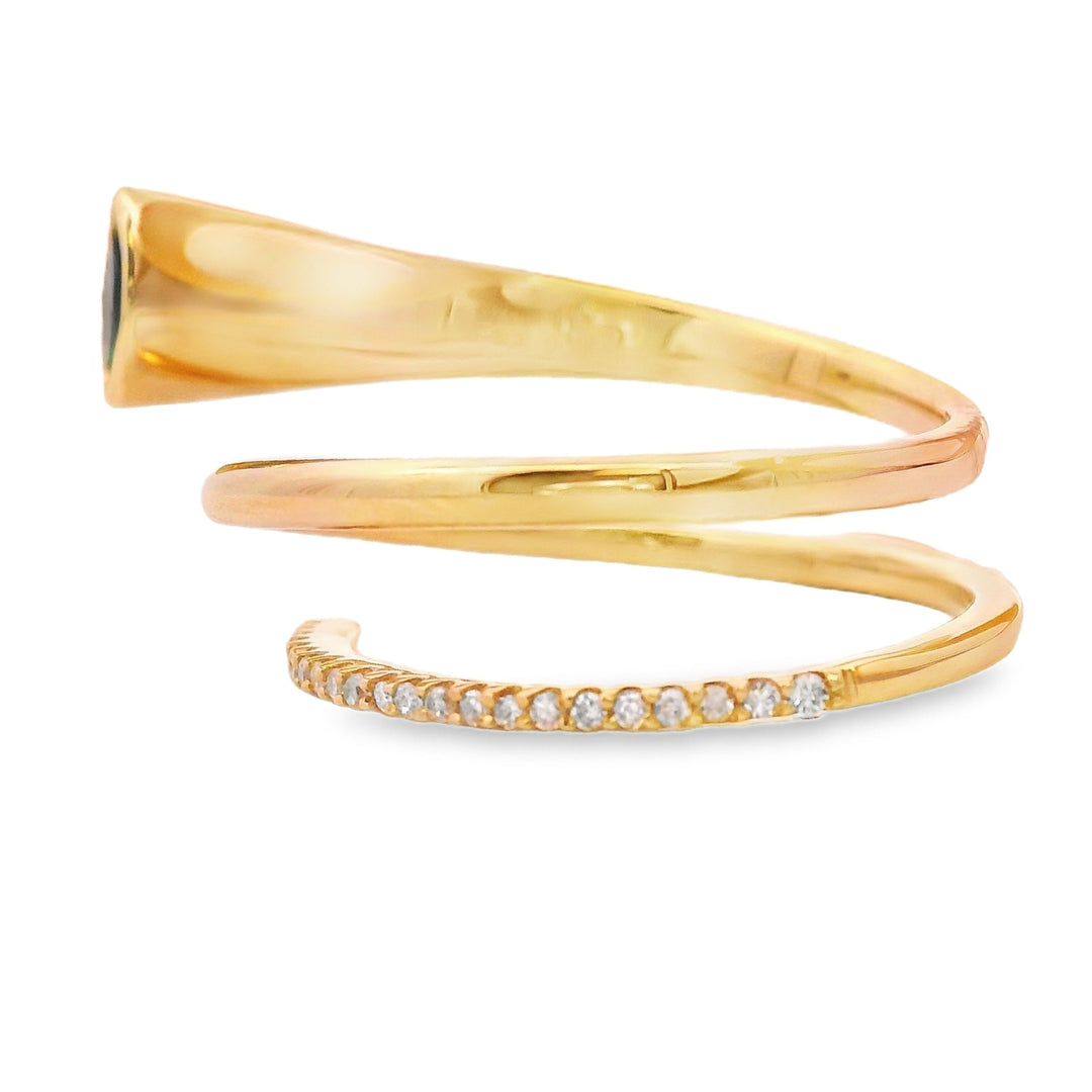 Anillo de oro amarillo de 14kt con esmeralda natural de 0,75 qt y diamantes