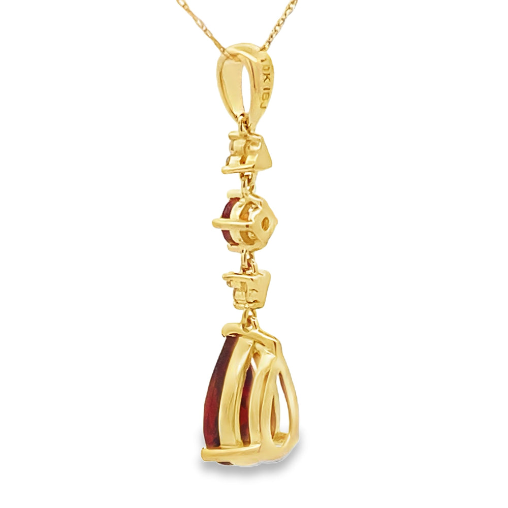 Colgantes de moda de granate y diamante de 2,25 ct en oro amarillo de 10 qt