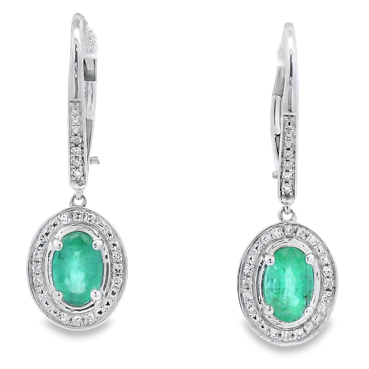 Pendientes colgantes de esmeraldas y diamantes de 0,90 ct en oro blanco de 10 kt