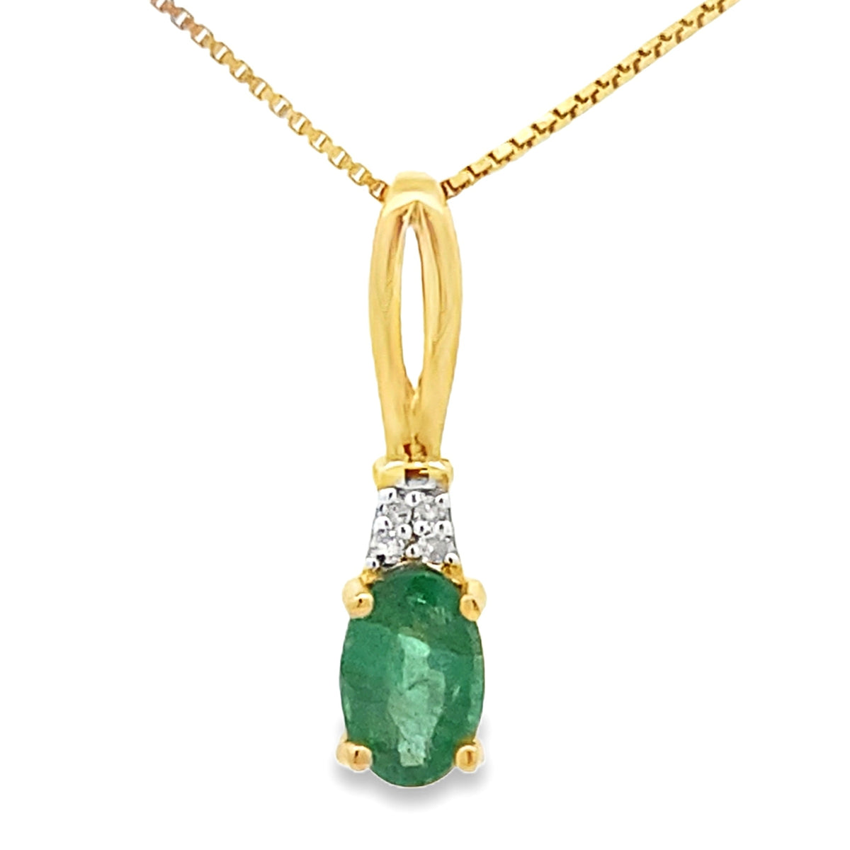 Colgantes de moda de diamante esmeralda de 0,25 ct de oro amarillo de 10 kt