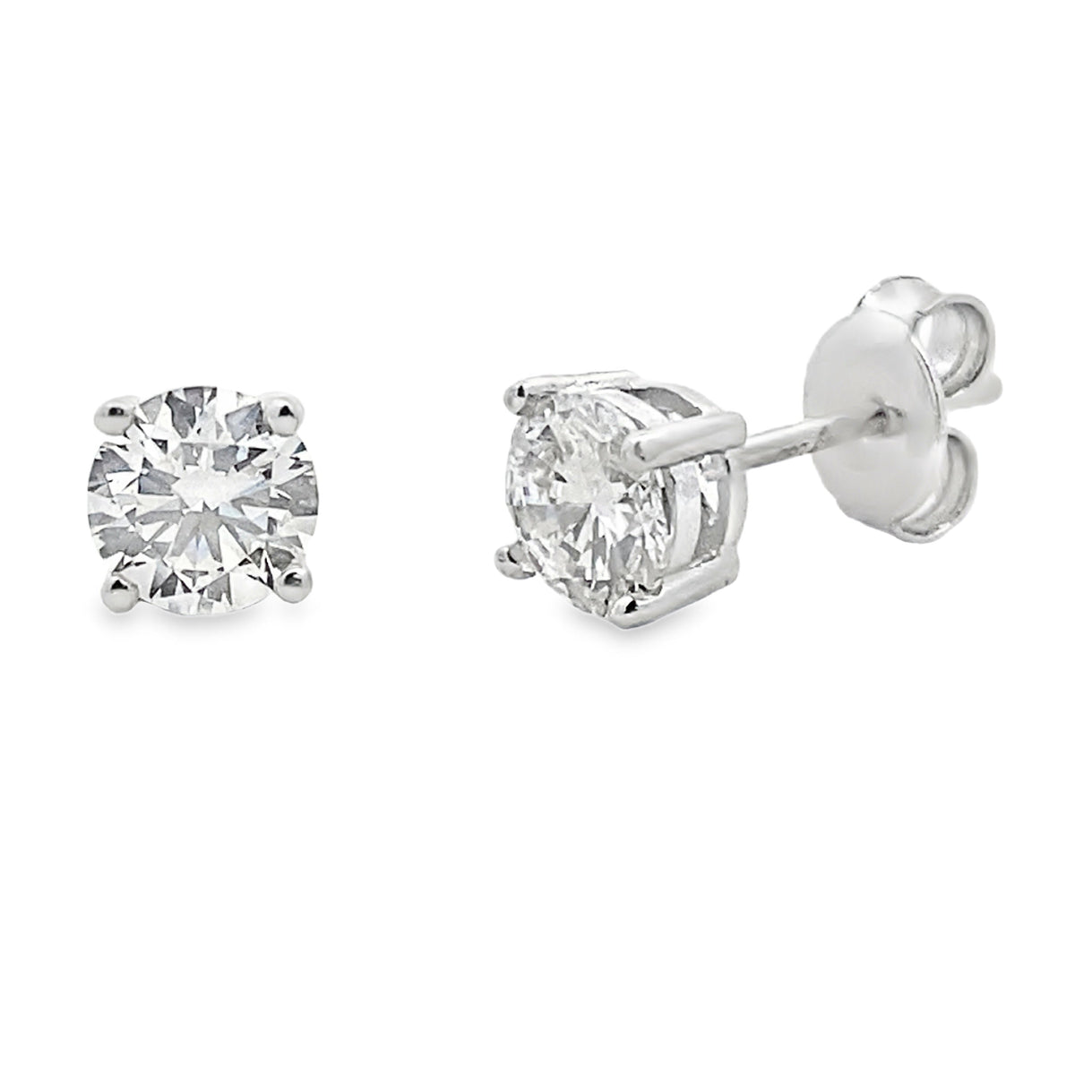Pendientes de diamante cultivado en laboratorio de 1.00 ct de plata de ley