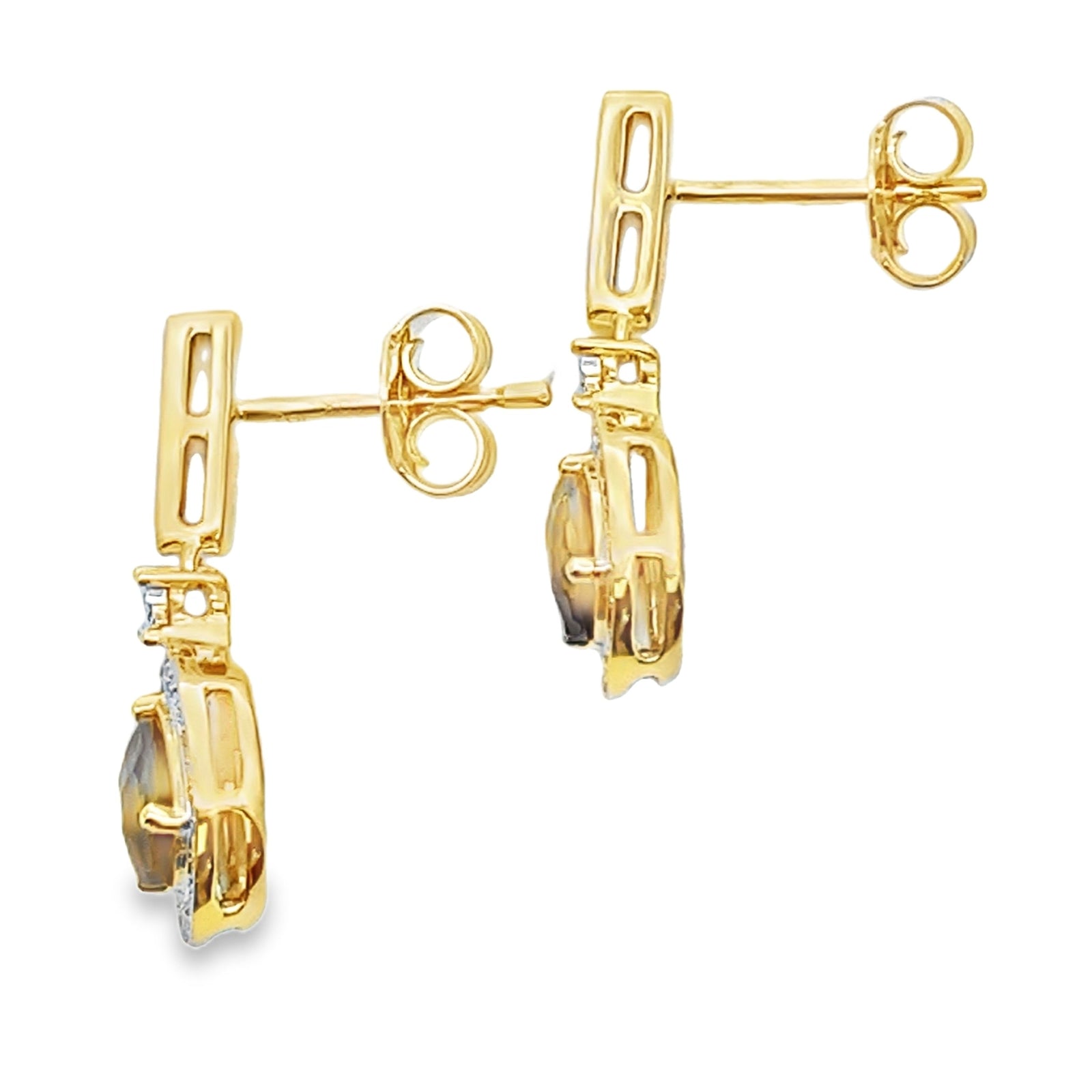 Pendientes colgantes de cuarzo y diamante de .84 ct en oro amarillo de 10 kt