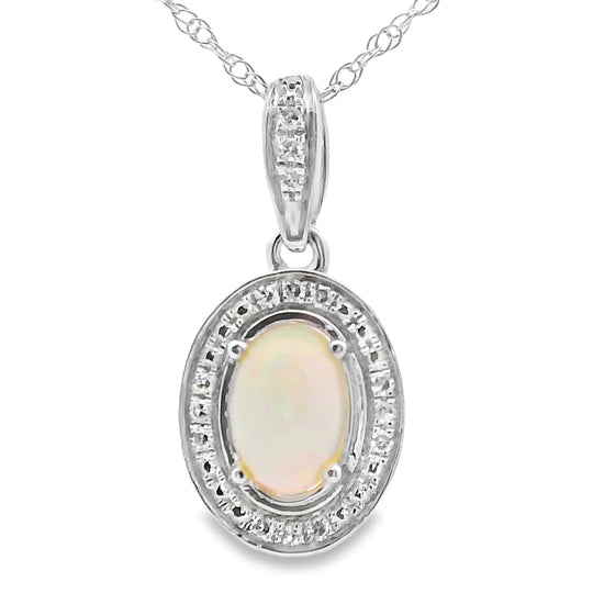 Photo of {{ product.title | truncate: 80, '' | escape }}