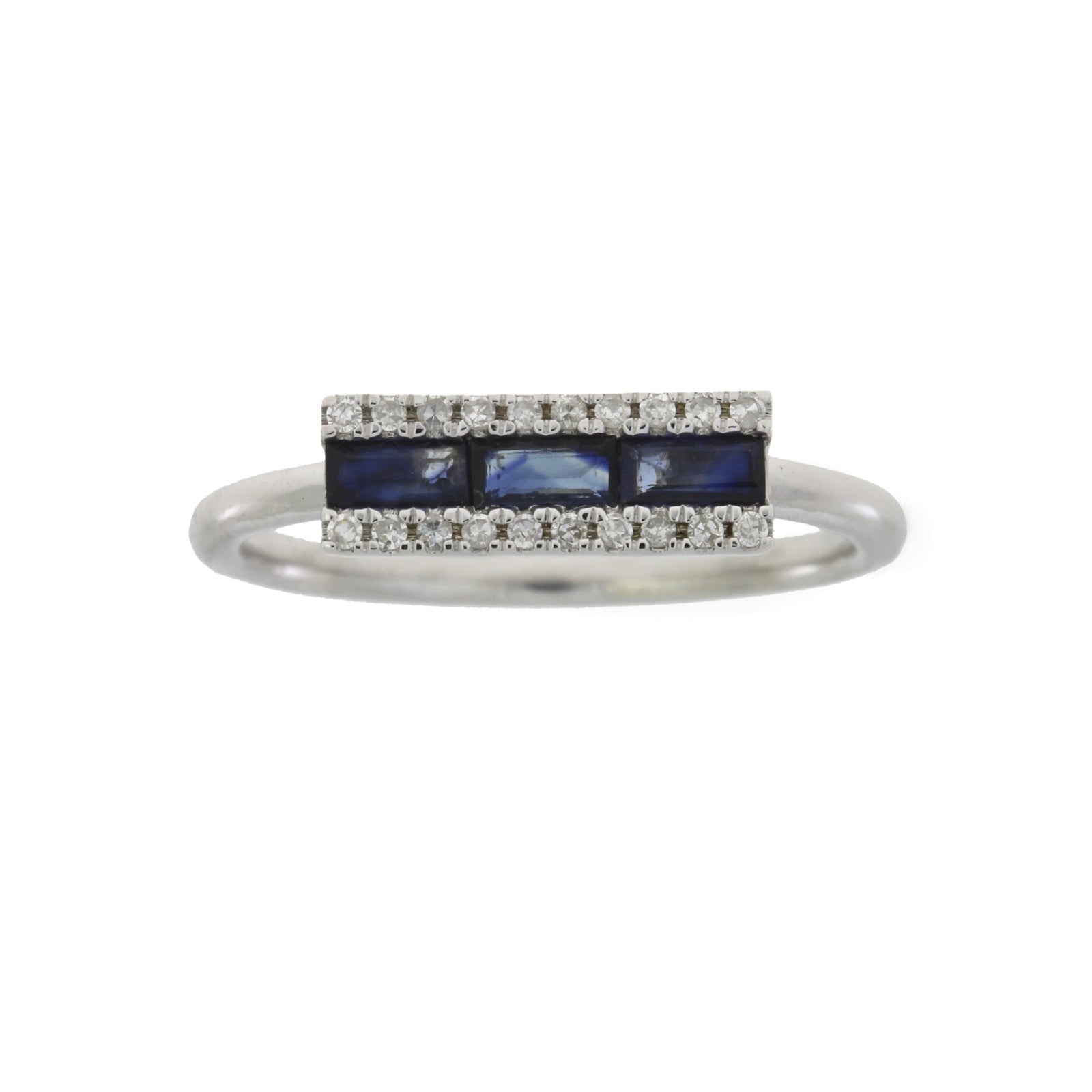 Anillo de zafiro con diamantes genuinos de .63ct en oro blanco de 14K