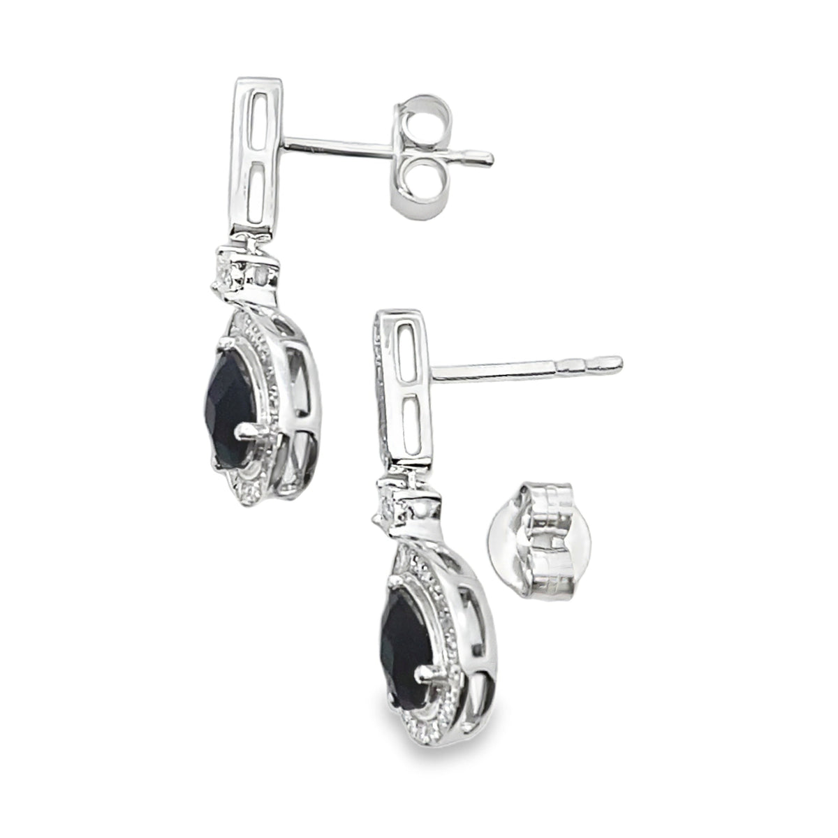 Pendientes colgantes de ónix y diamantes de .84 ct de oro blanco de 10 kt