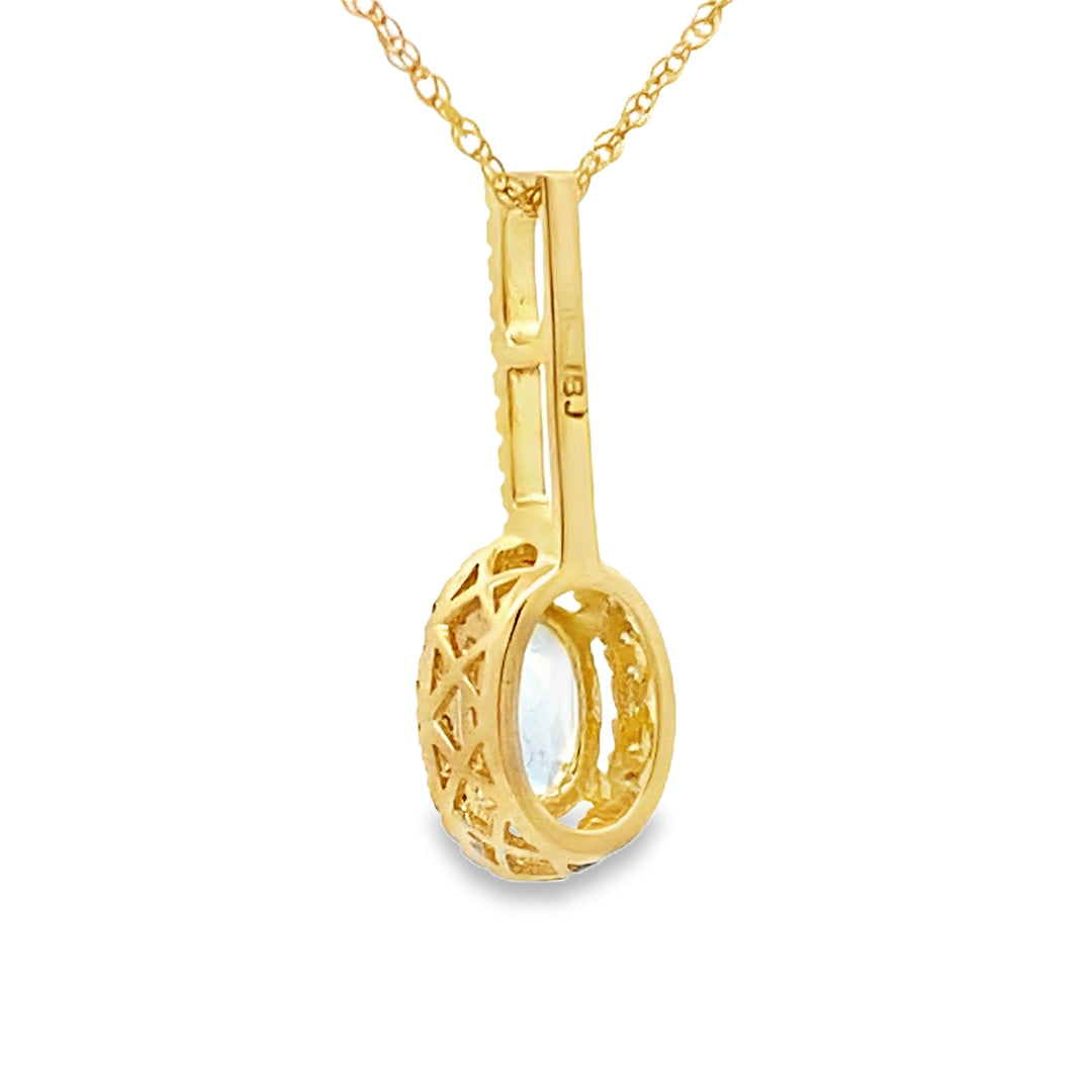 Colgantes de moda de aguamarina y diamantes de oro amarillo de 10 quilates