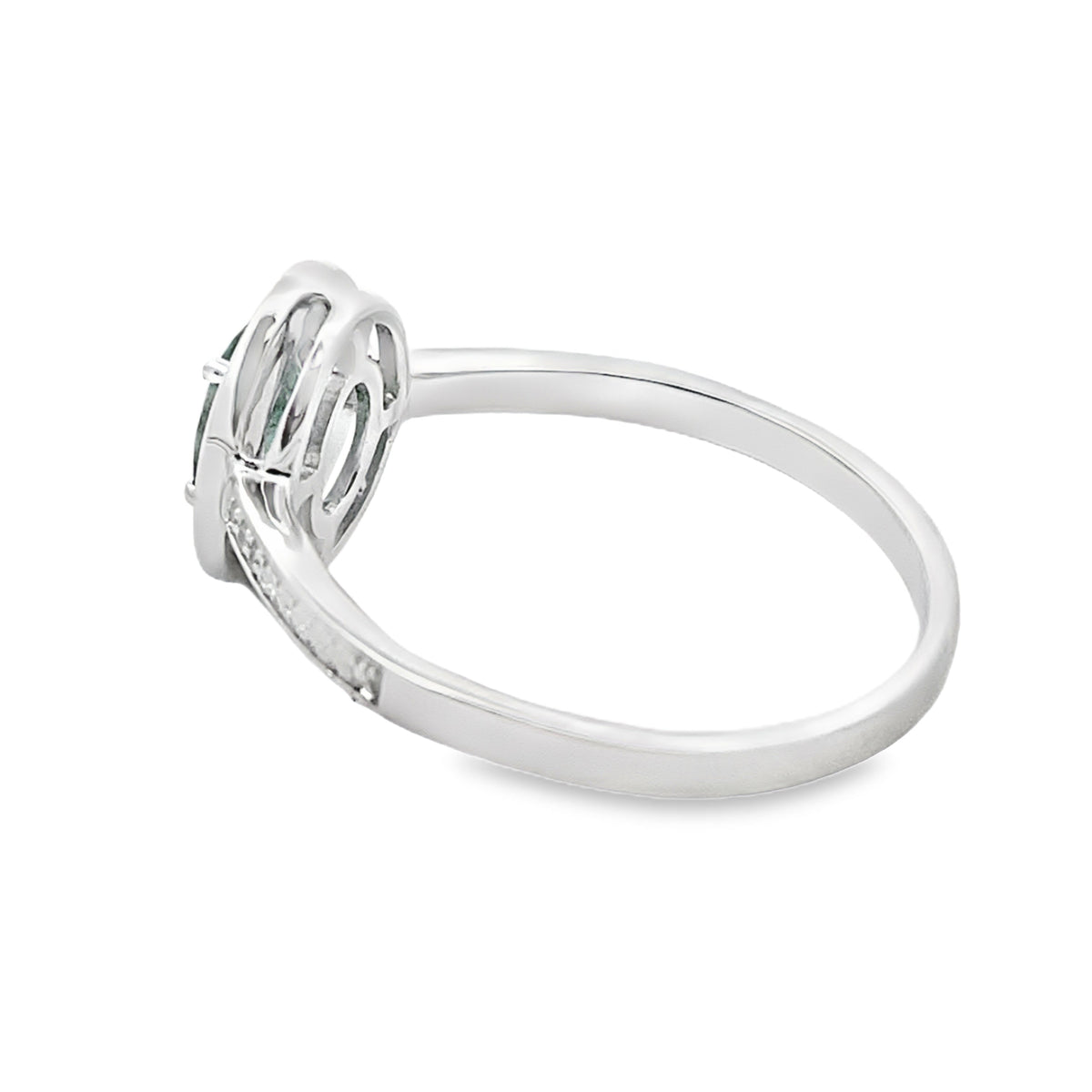 Anillo de diamante de esmeralda auténtica de .49 ct en oro blanco de 10 qt