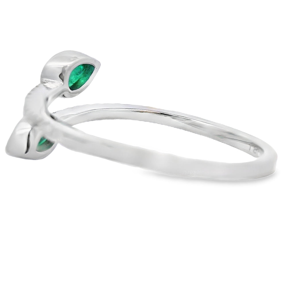 Anillo de oro blanco de 14 quilates con esmeralda y diamante natural de 0,48 ct