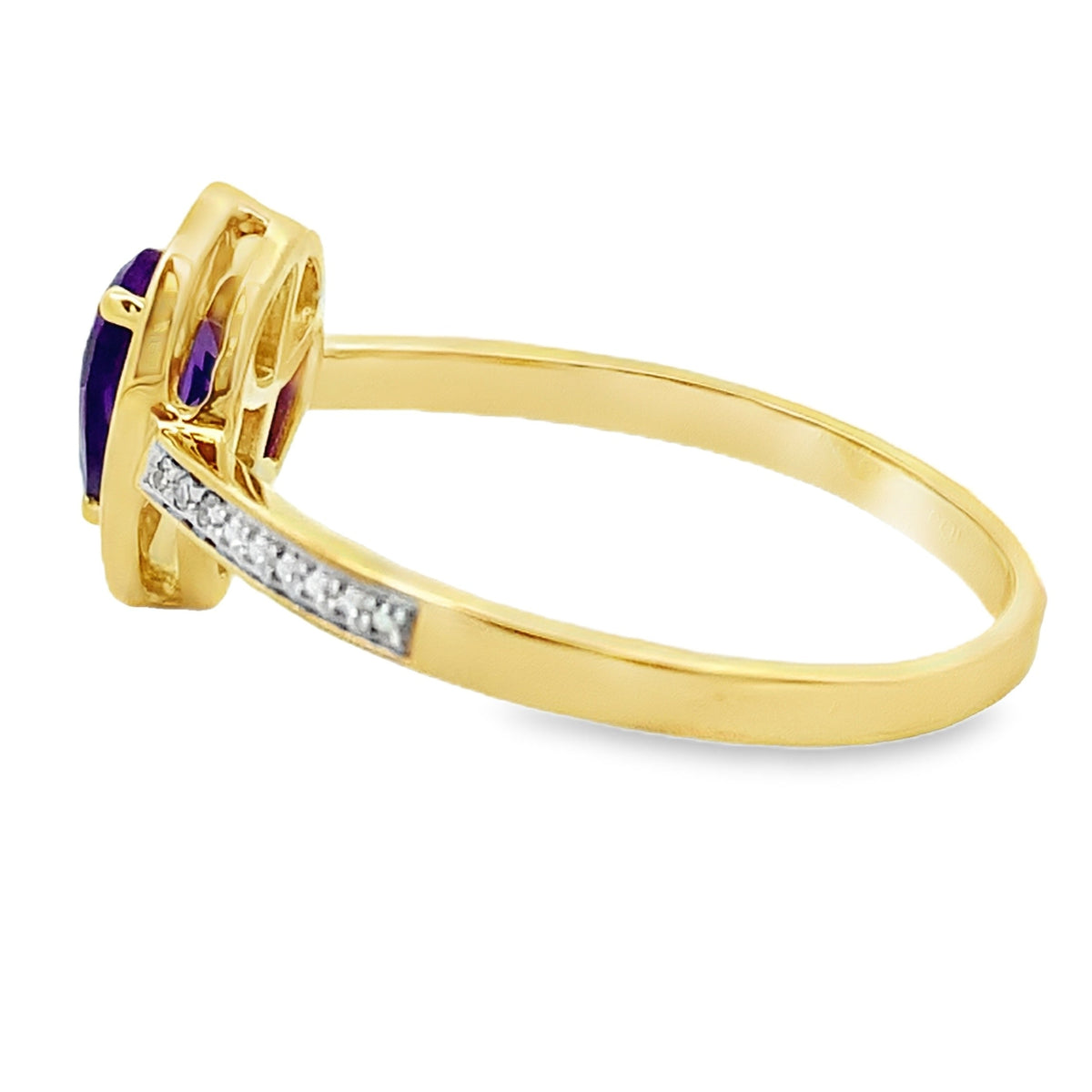 Anillo Genuino de Amatista de .42ct y Diamantes en Oro Amarillo de 10KT