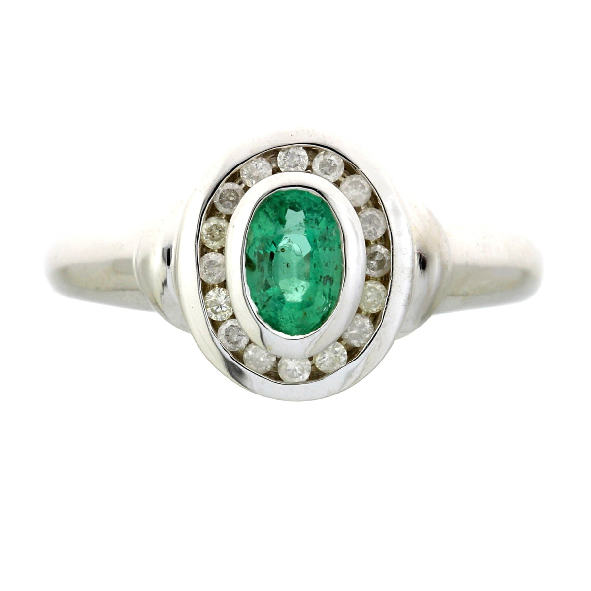Anillo de oro blanco de 10 qt con esmeralda y diamante natural de 0,60 ct