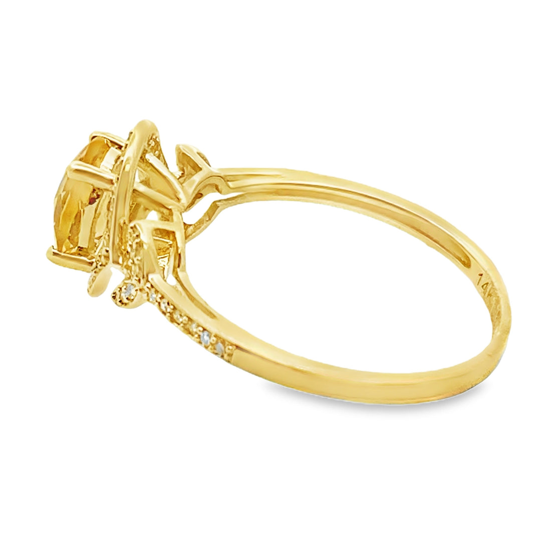 Anillo de Citrino y Diamante natural de .58ct en Oro Amarillo de 14K