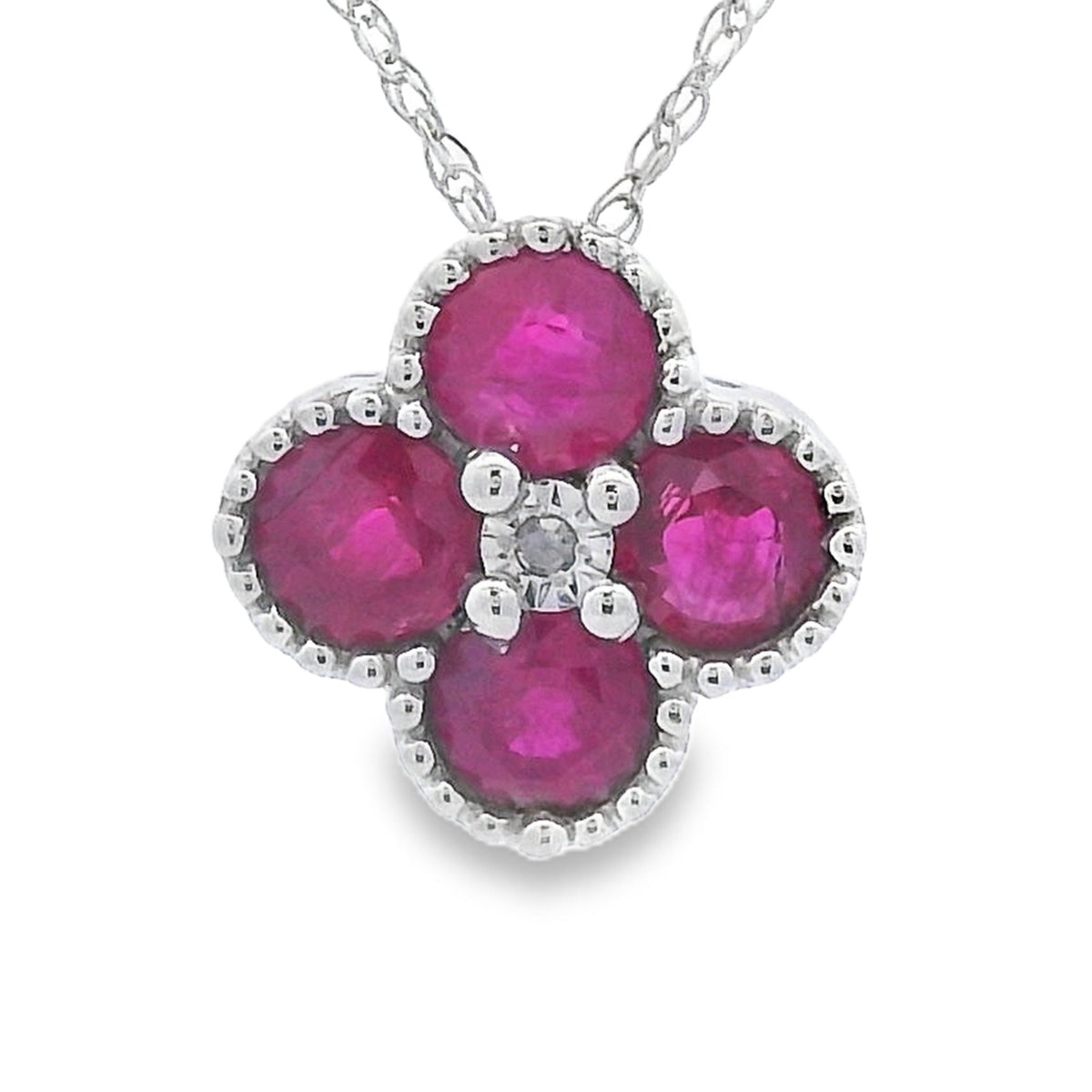 Colgantes de moda de rubí y diamante de .77ct, oro blanco de 14kt