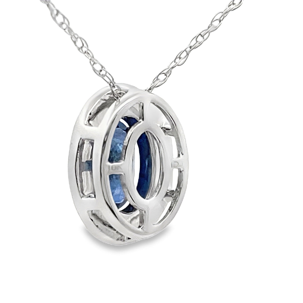 Colgantes de moda de zafiro y diamantes de 0,59 qt en oro blanco de 10 kt
