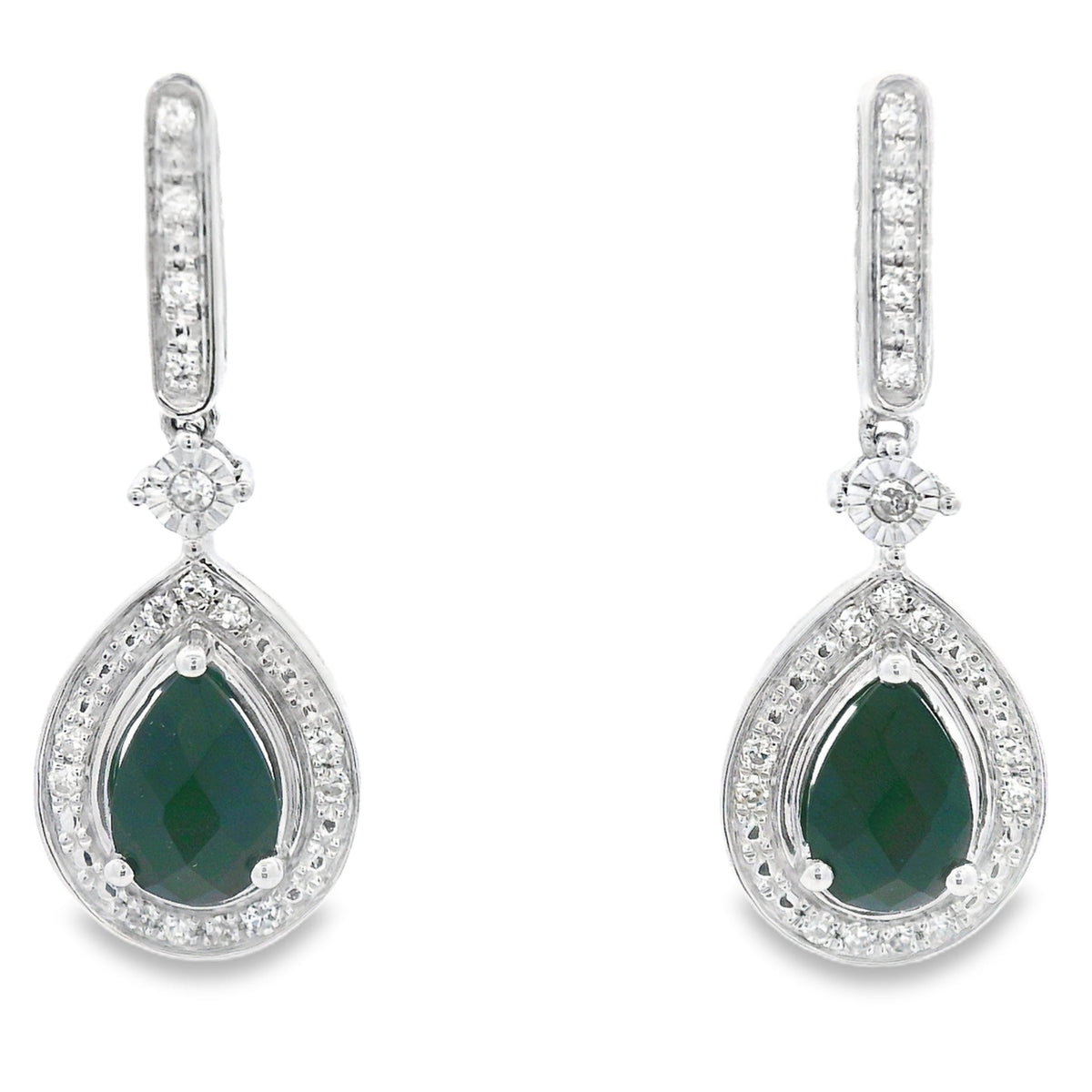 Pendientes colgantes de ónix y diamantes de .84 ct de oro blanco de 10 kt
