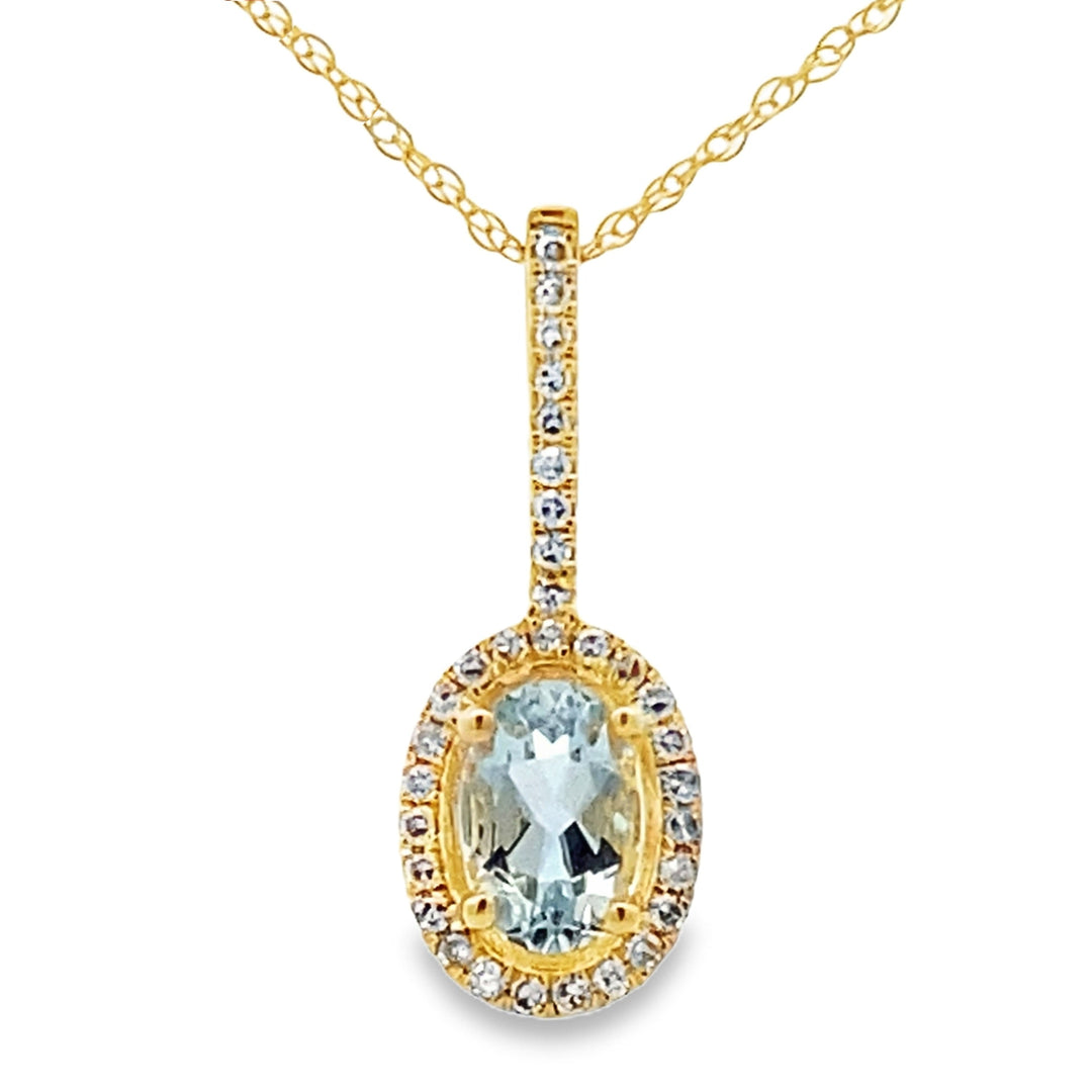 Colgantes de moda de aguamarina y diamantes de oro amarillo de 10 quilates
