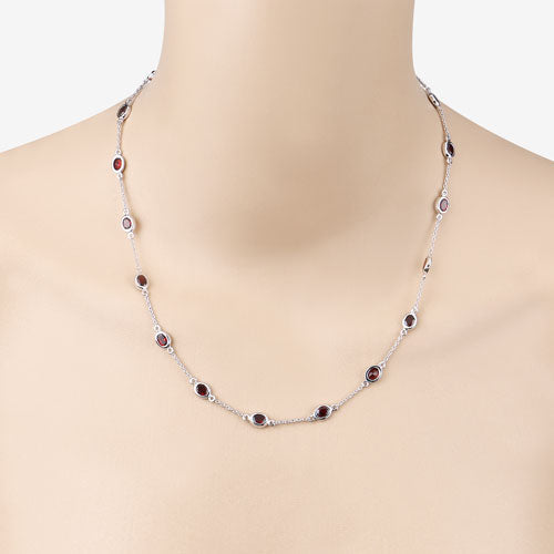 Collar de plata de ley .925 con granate genuino de 8.10 quilates