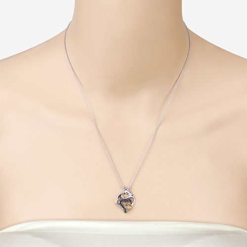 Colgante de plata de ley .925 con zafiro azul auténtico de 0,28 quilates