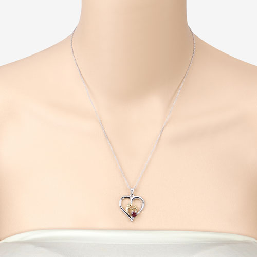 Colgante de plata de ley .925 con rubí auténtico de 0.50 quilates