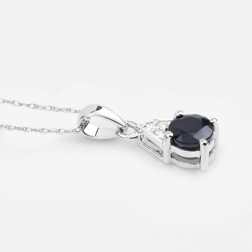 Photo of {{ product.title | truncate: 80, '' | escape }}