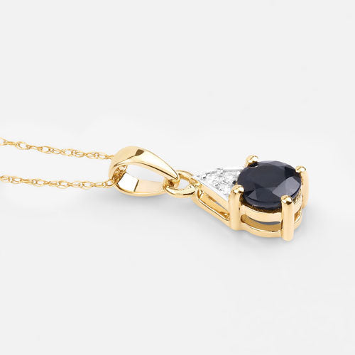 Photo of {{ product.title | truncate: 80, '' | escape }}