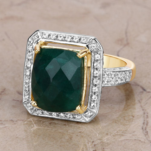 Anillo de plata de ley .925 con esmeralda teñida de 5.18 quilates y topacio blanco