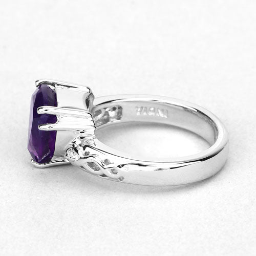 Anillo de plata de ley .925 con amatista genuina de 2.71 quilates y topacio blanco