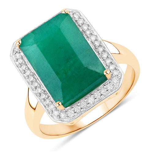Anillo de 5,71 quilates de Esmeralda Teñida y Diamantes Blancos en Oro Amarillo de 14K