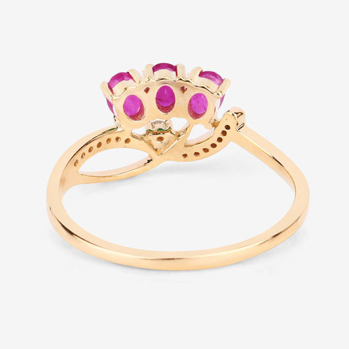 Anillo de oro amarillo de 14K con rubí genuino de 0.71 quilates y diamantes blancos