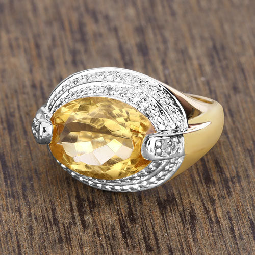Anillo de Plata de ley .925 con Citrino Genuino de 4.56 Quilates y Diamante Blanco
