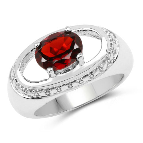 Anillo de plata de ley .925 con granate genuino de 2,50 quilates