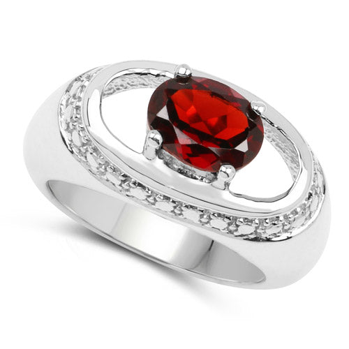 Anillo de plata de ley .925 con granate genuino de 2,50 quilates