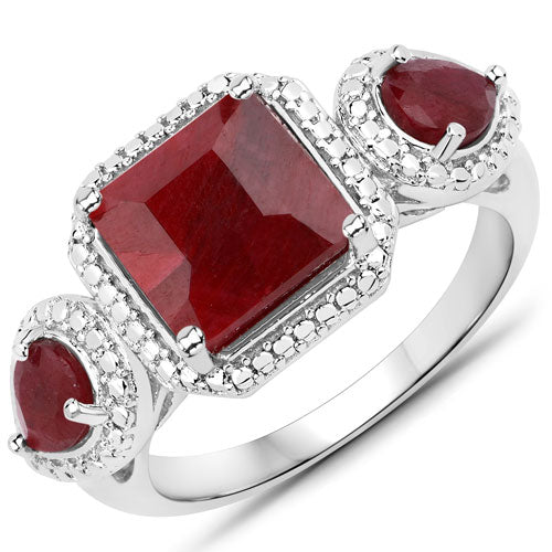 Anillo de plata esterlina .925 con rubí teñido de 3.65 quilates