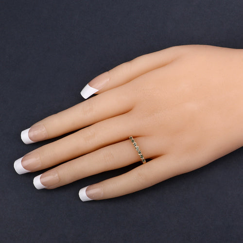 Photo of {{ product.title | truncate: 80, '' | escape }}