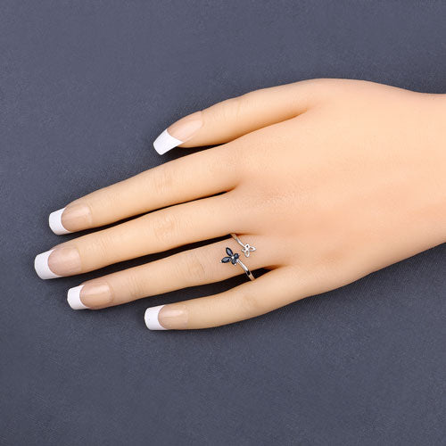 Photo of {{ product.title | truncate: 80, '' | escape }}