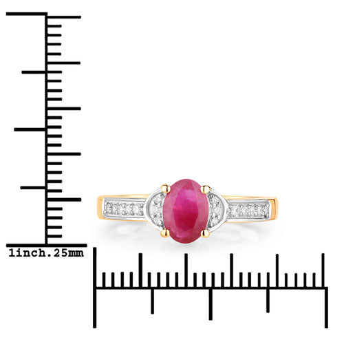 Anillo de oro amarillo de 10K con rubí genuino de 0,95 quilates y diamantes blancos