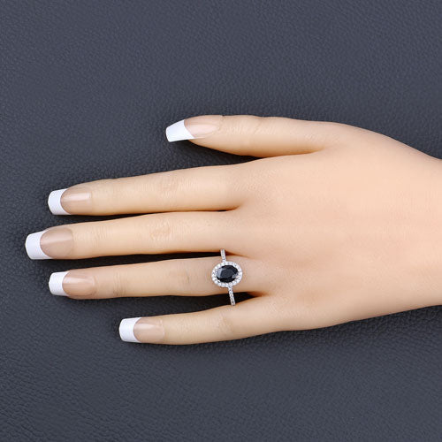 Photo of {{ product.title | truncate: 80, '' | escape }}
