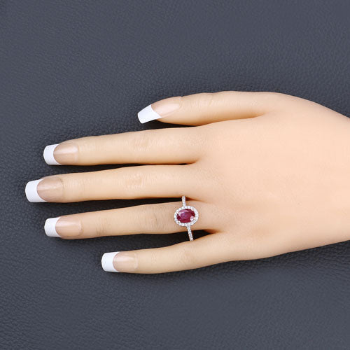 Anillo de oro amarillo de 14K con rubí genuino de 1.73 quilates y diamantes blancos