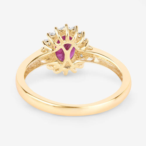 Anillo de oro amarillo de 10 quilates con rubí genuino de 1.01 quilates y diamantes blancos