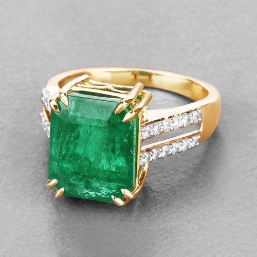 Anillo de oro amarillo de 14 quilates con esmeralda zambiana auténtica de 8,49 quilates certificada por el IGI y diamantes blancos