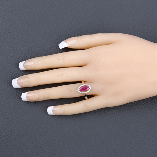 Photo of {{ product.title | truncate: 80, '' | escape }}