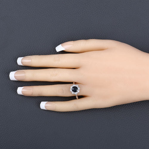 Photo of {{ product.title | truncate: 80, '' | escape }}
