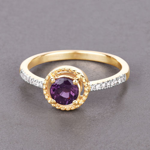 Anillo de oro amarillo de 14K con rubí genuino de 0,92 quilates y diamantes blancos