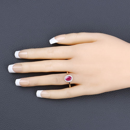 Photo of {{ product.title | truncate: 80, '' | escape }}
