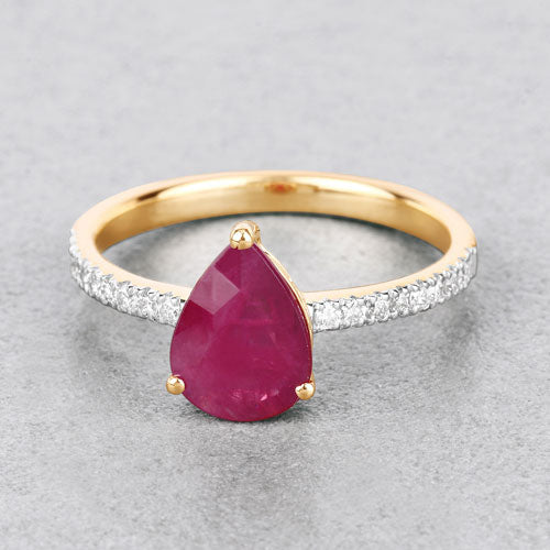 Anillo de oro amarillo de 14 quilates con rubí auténtico de 1,68 quilates y diamantes blancos