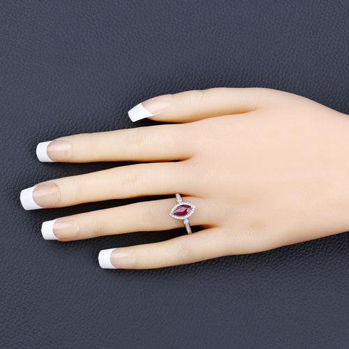 Photo of {{ product.title | truncate: 80, '' | escape }}